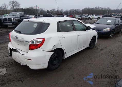 2011 Toyota Matrix z USA, uszkodzony, nr VIN 2T1KU4EE4BC689736
